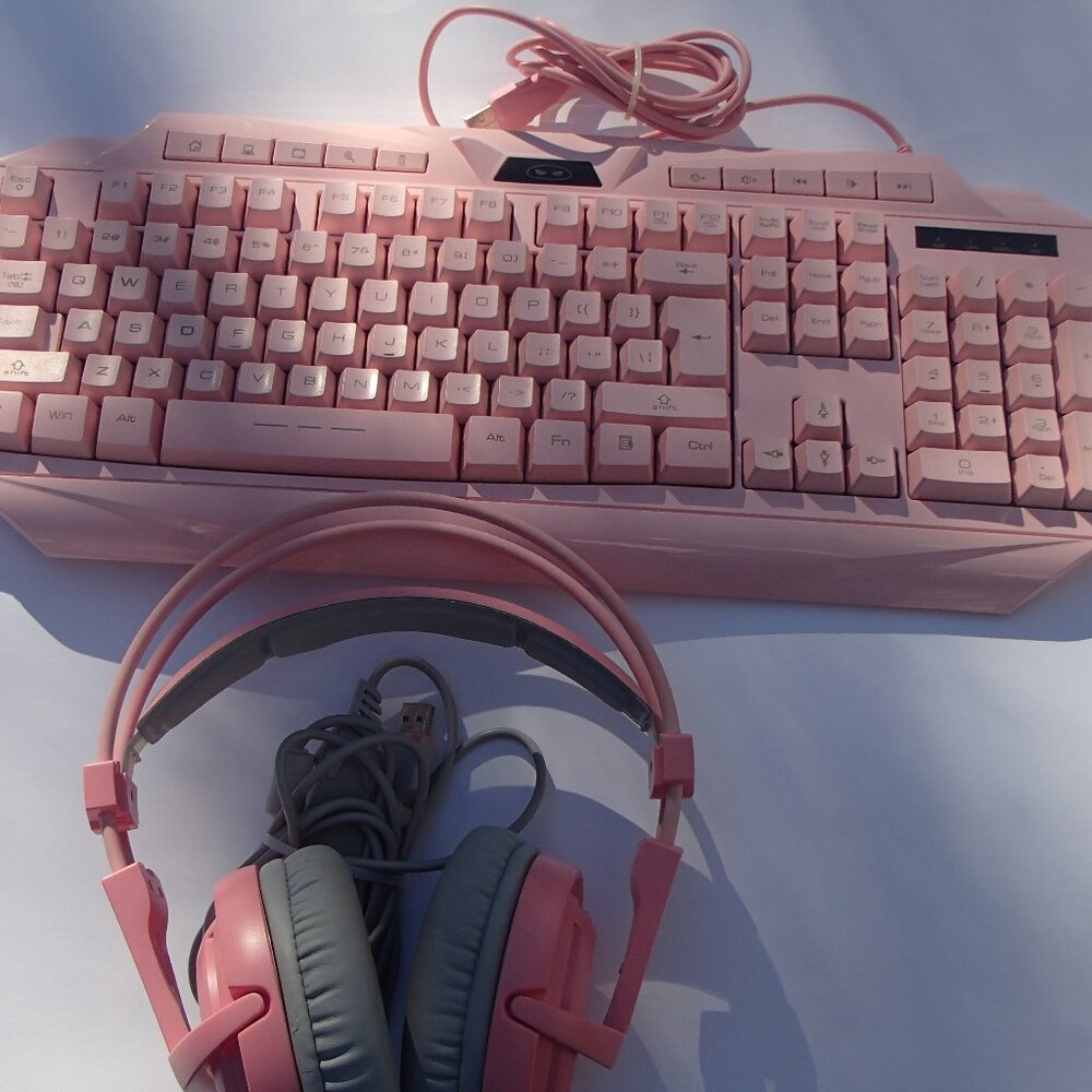 Pink Gaming Keyboard & sades Headset Combo MageGee GK710 Wired Backlight